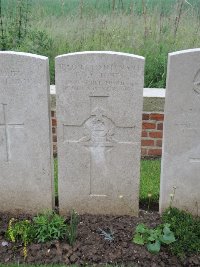 Peronne Road Cemetery Maricourt - Jones, F S C